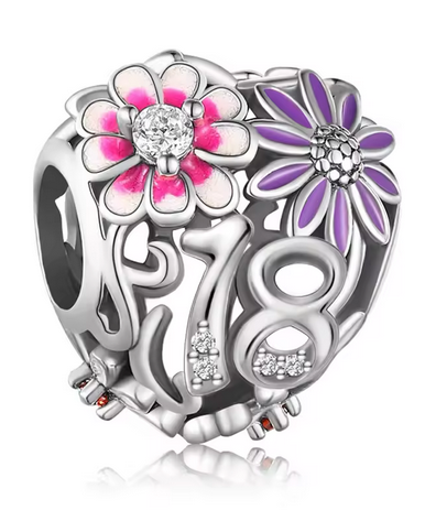 18 Daisy Heart Birthday Charm