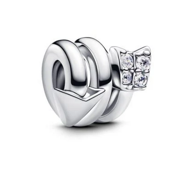 Twisted Arrow Charm