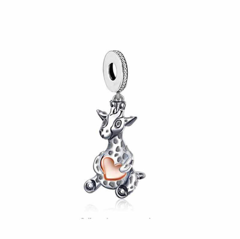 925 Sterling Silver Cute Giraffe with Heart Charm
