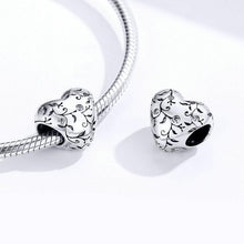 Load image into Gallery viewer, Flower Heart Charm
